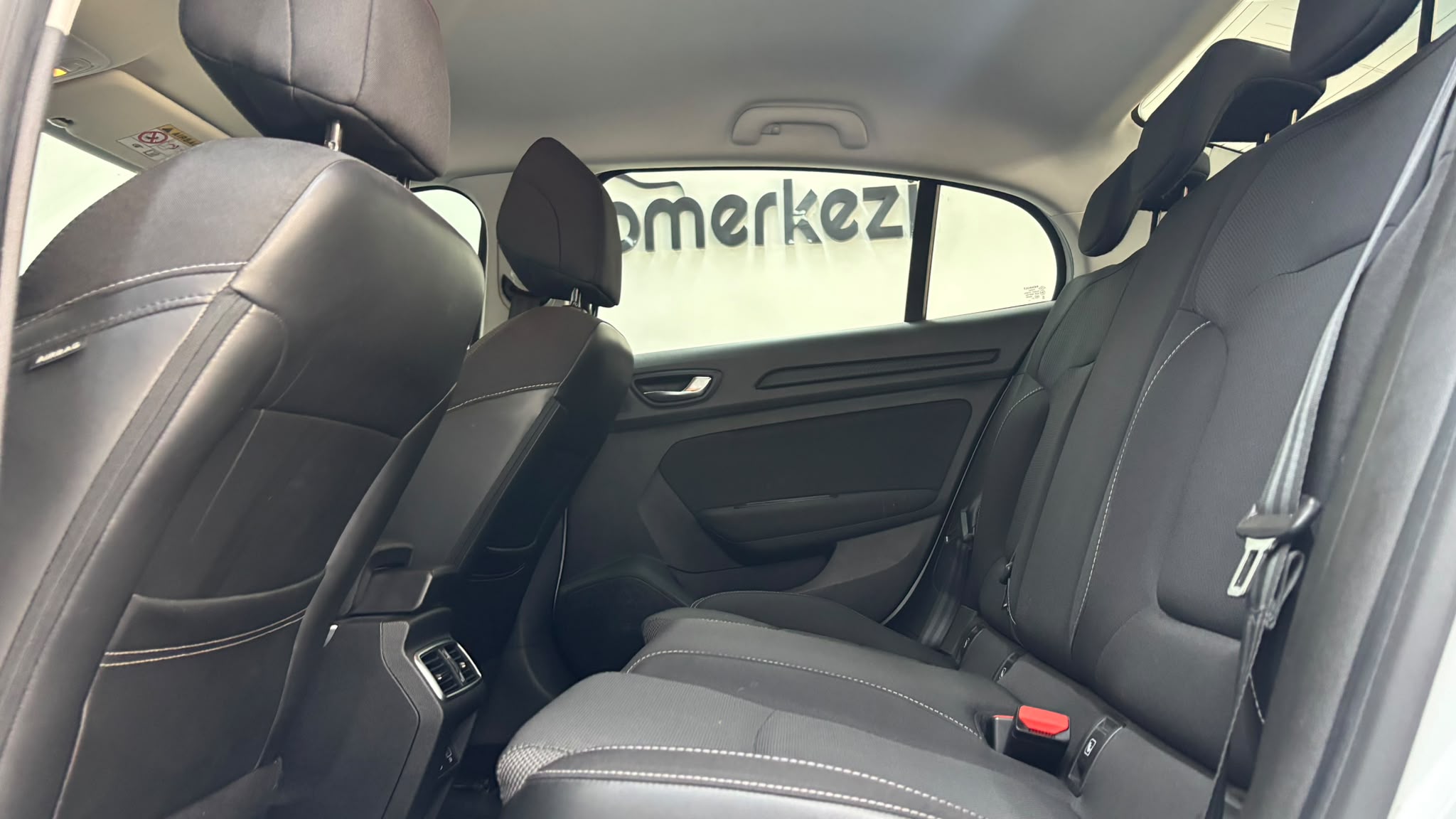 RENAULT MEGANE 8